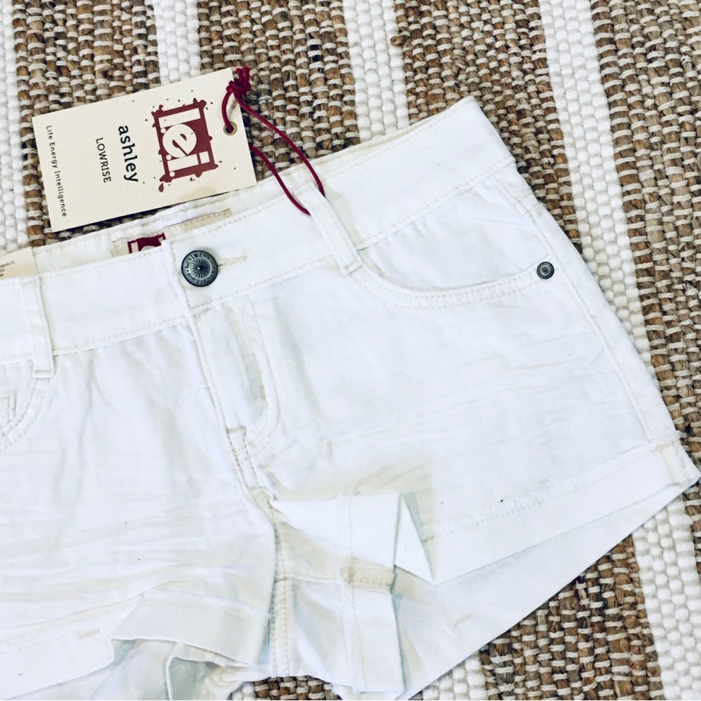 LEI new tags white shorts denim low rise summer spring beach juniors 3 w…